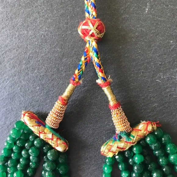 Genuine earth mined emeralds statement necklace - Picture 2 of 6